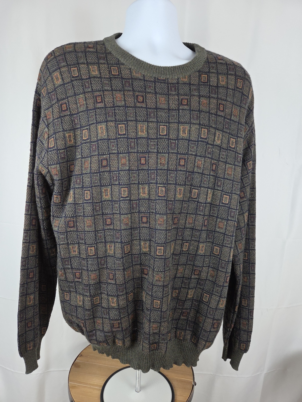 Segreto.... Like New...Men's Olive Patterned Crewneck Cardigan Sweater